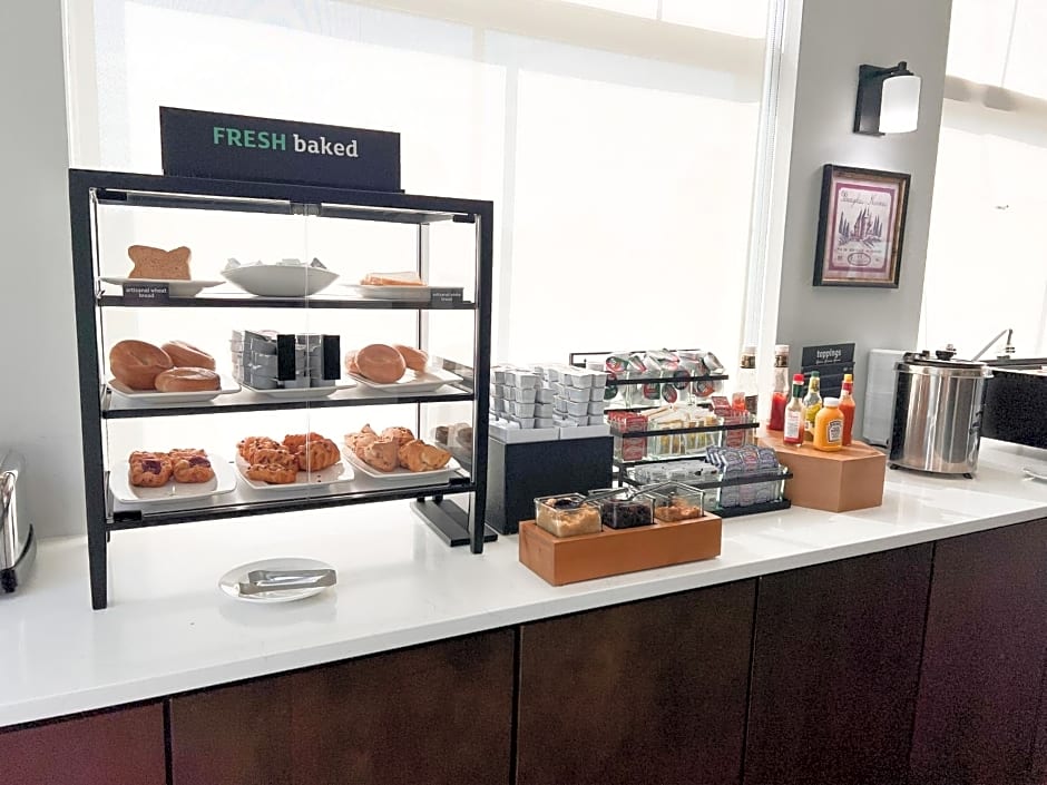 Holiday Inn Hotel & Suites Madison West - Middleton By IHG