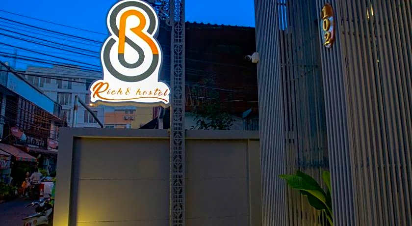 Rich8 Hostel