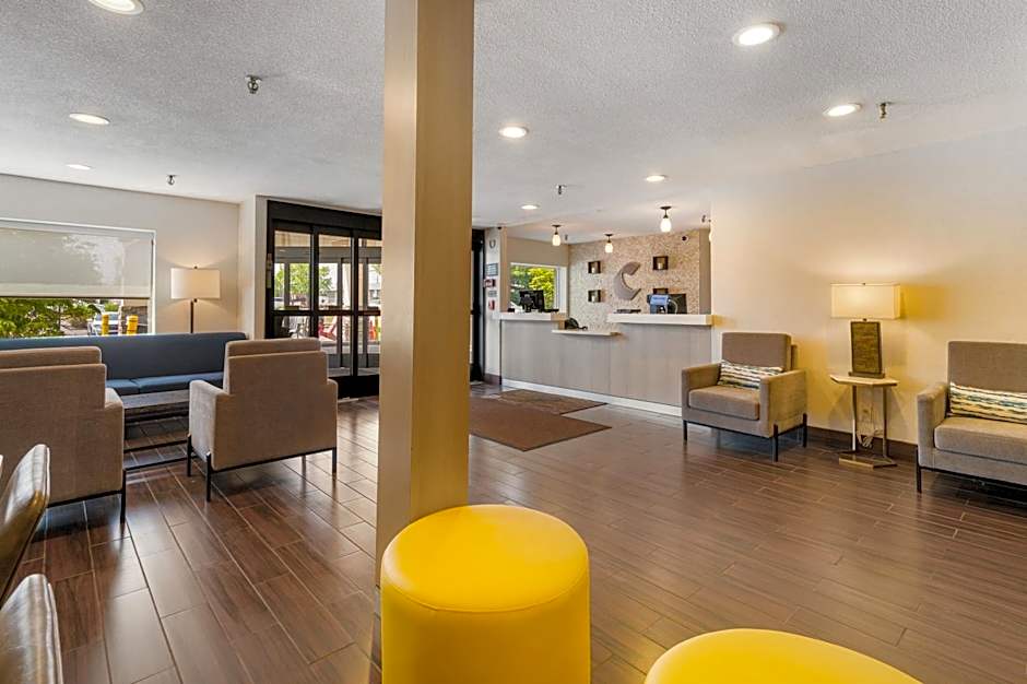 Comfort Inn Mayfield Heights Cleveland East