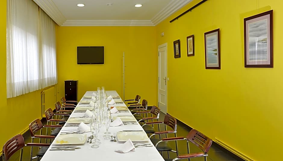 Hotel El Paso Honroso