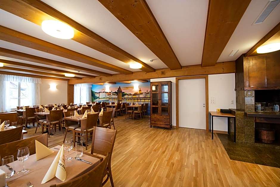 HOTEL & RESTAURANT Mohren