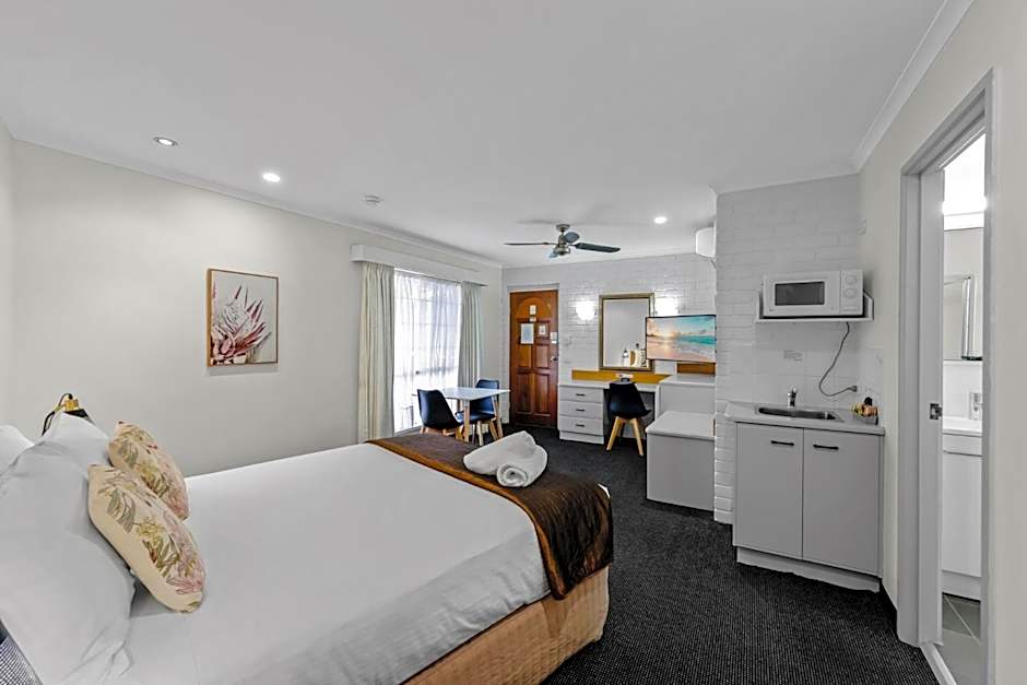 Sapphire Waters Motor Inn