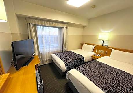 Twin Room - Non-Smoking