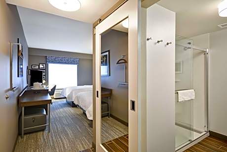 Queen Room with Two Queen Beds - Non-Smoking
