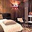 Alexander Charme Hotel