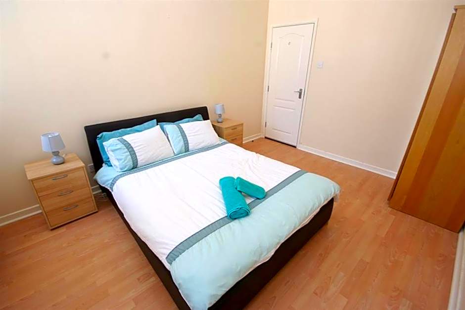 MARLEY MANSIONs APARTMENTS - KING ST REF : 10/3