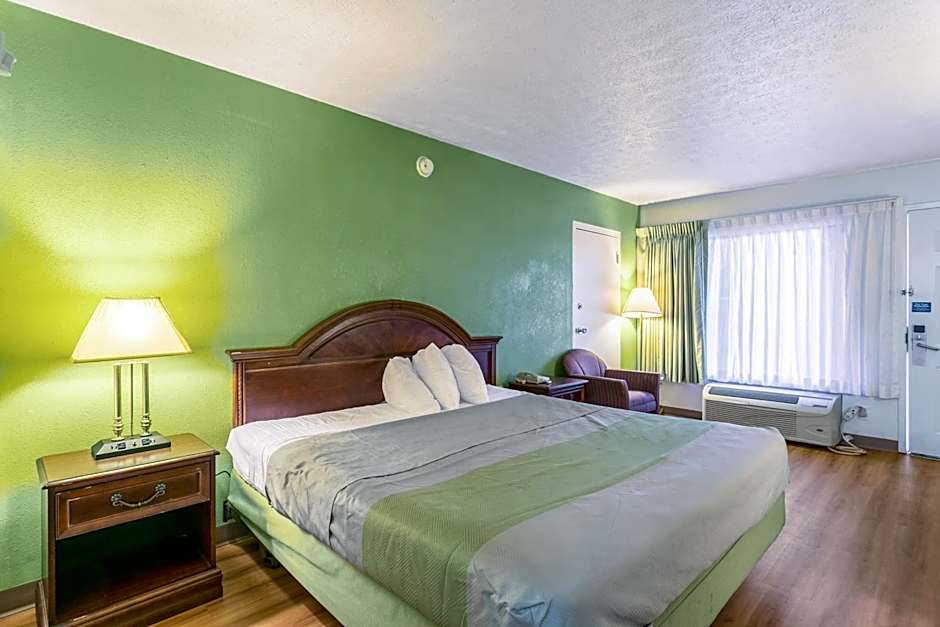 Americas Best Value Inn Edgewood