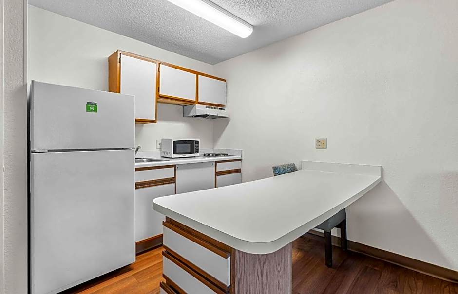 Extended Stay America Suites - Dallas - Plano Parkway