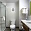 Hampton Inn By Hilton And Suites Edmonton West