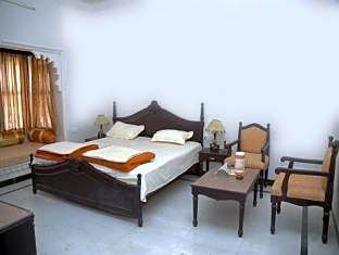 Hotel Moti Mahal Muroli