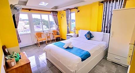 Superior Double Room with Mountain View