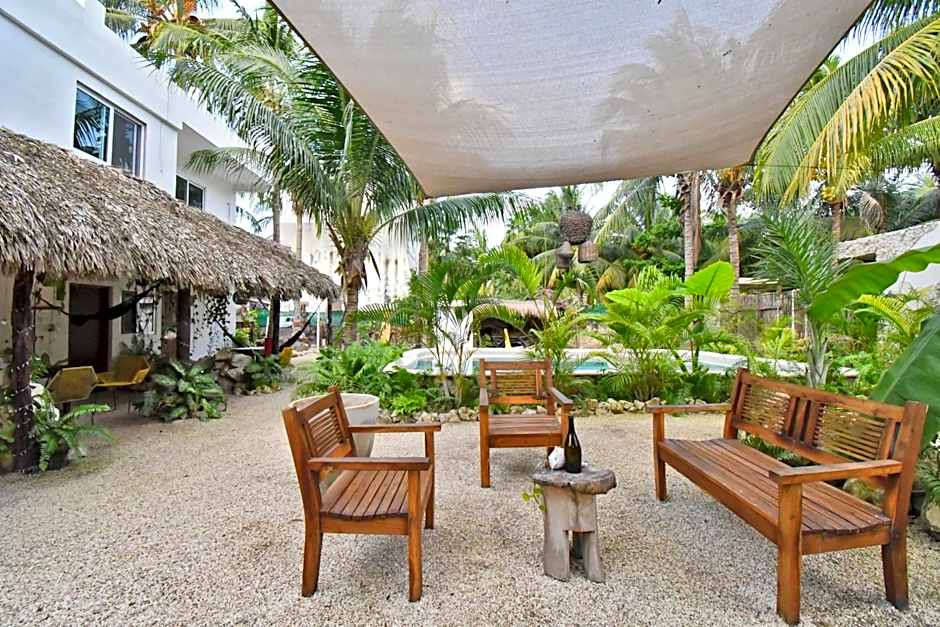 Maria Bonita Hotel & Restaurant El Cuyo by Spot Rentals
