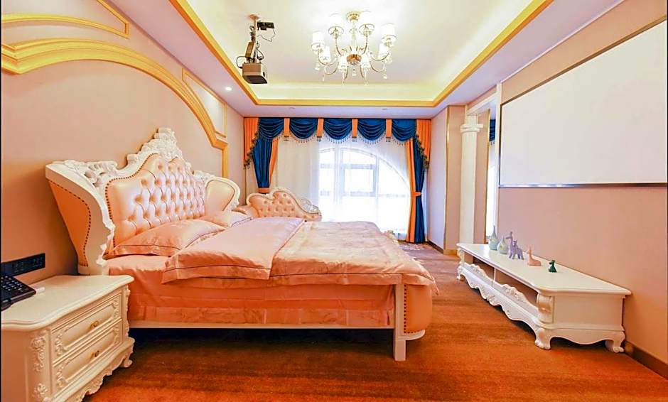 VX Wuxi Jiangyin High-tech Zone Panlongshan Park Hotel