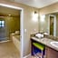 Holiday Homes 1 Room 2 Bed 1 Bathroom 4 Occupants