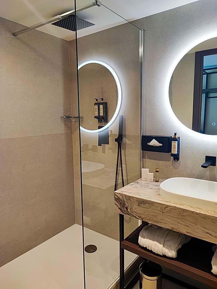 Royal Antibes - Luxury Hotel, Résidence, Beach & Spa