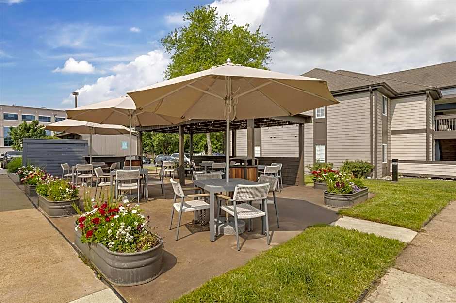 Sonesta ES Suites Dulles Airport