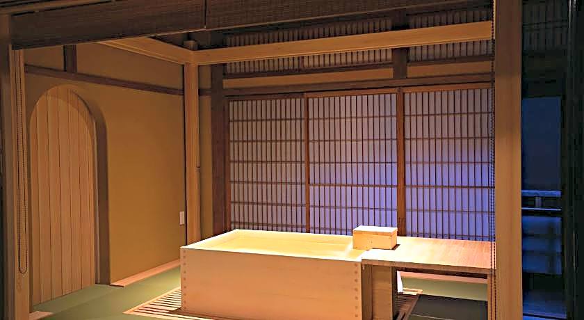 Nazuna Kyoto Nijo-jo