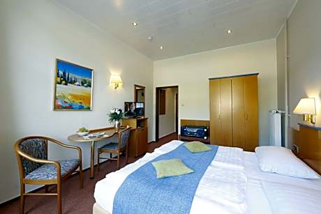 Double Room with Moselle View and Balcony