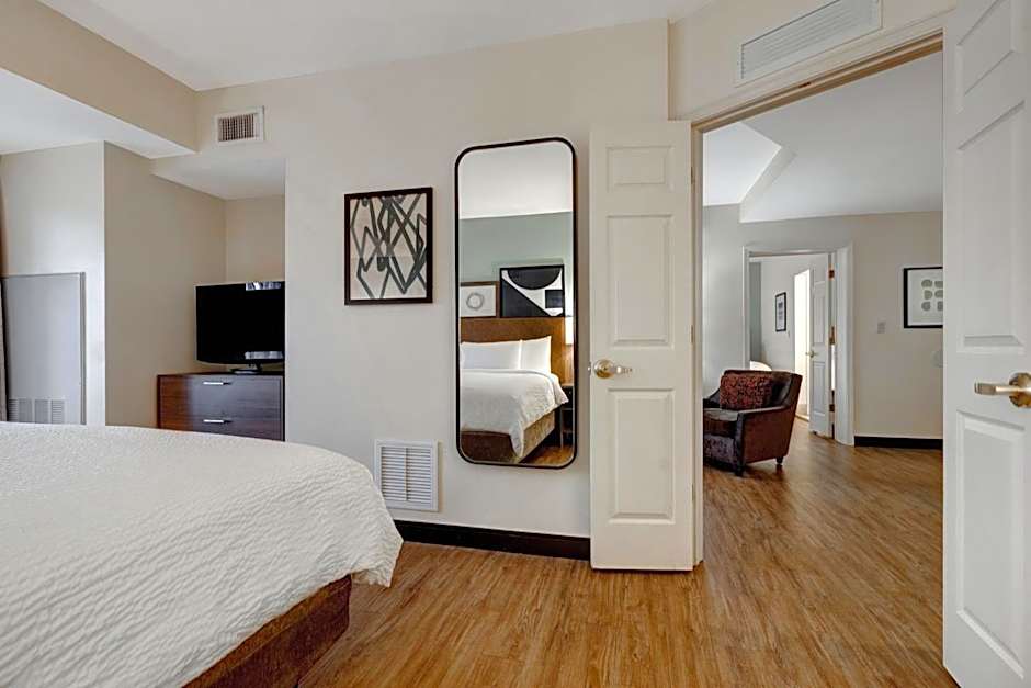 Staybridge Suites Tallahassee I-10 East By IHG