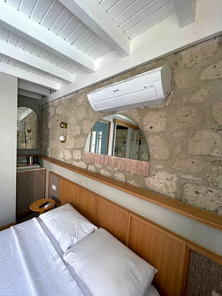 Monk Hotel Alaçatı