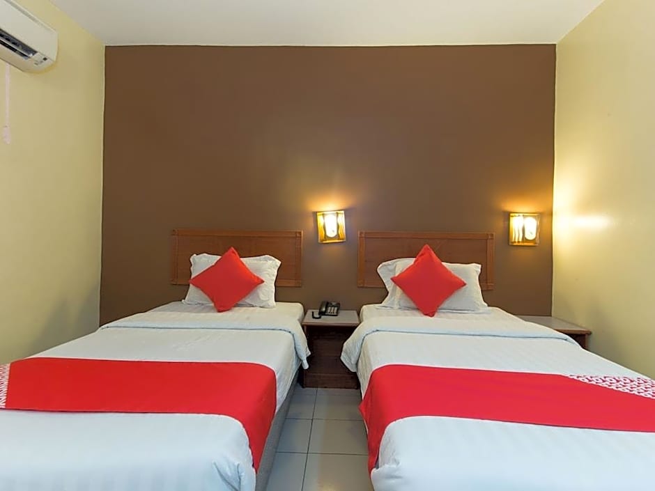 OYO 472 Comfort Hotel 1