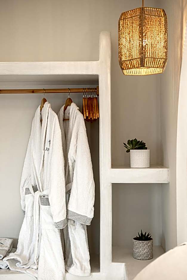 Porto Dema Luxury Suites