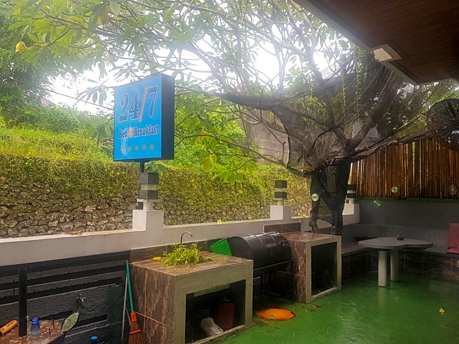 Twenty4Seven Bed & Breakfast – Jimbaran, CO