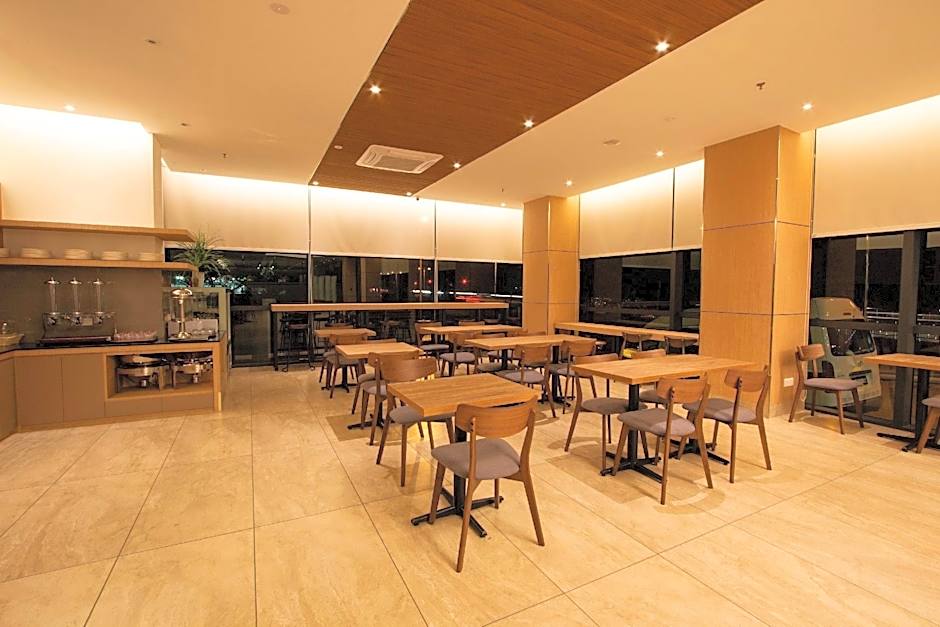 AZ Hotel and Serviced Apartments