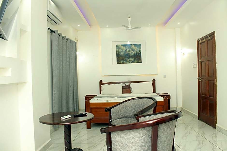 Regency Park Hotel