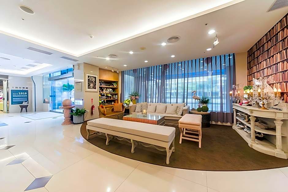 Guide Education Culture Hotel Kaohsiung Museum of Fine Arts