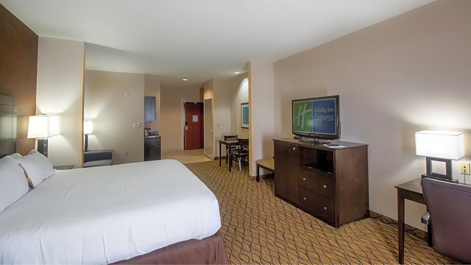 Holiday Inn Express Hotel And Suites Elk City