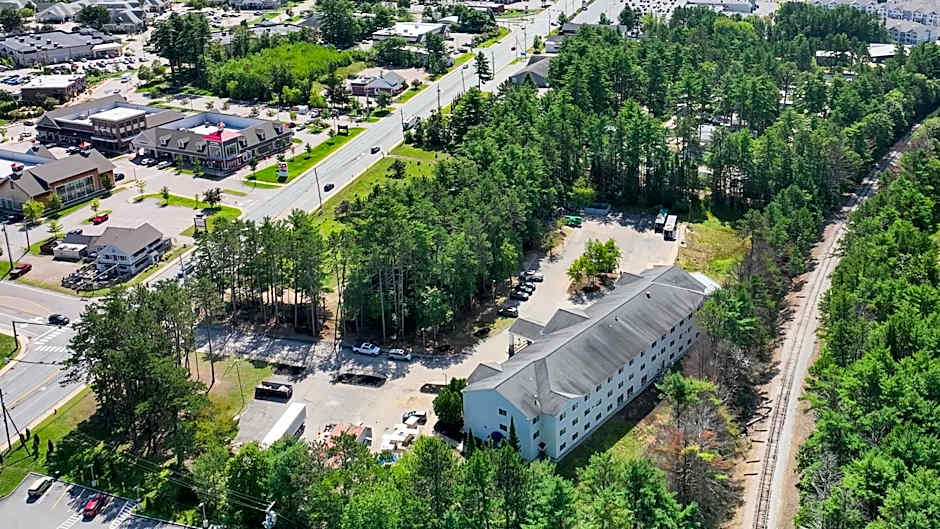 Holiday Inn Express & Suites North Conway, NH By IHG