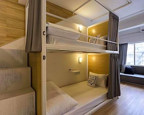 Female Dormitory 10-Bed