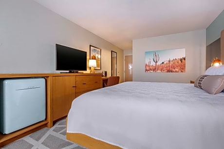 1 Queen Bed, Nonsmoking