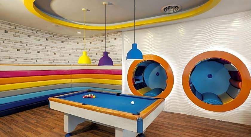 Marriott's Phuket Beach Club