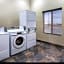 Comfort Suites University