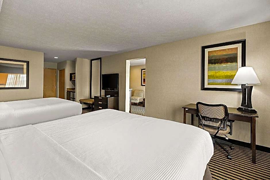 Sonesta Essential Indianapolis Airport