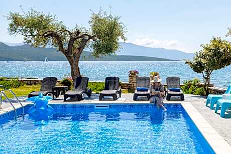 Agni suites