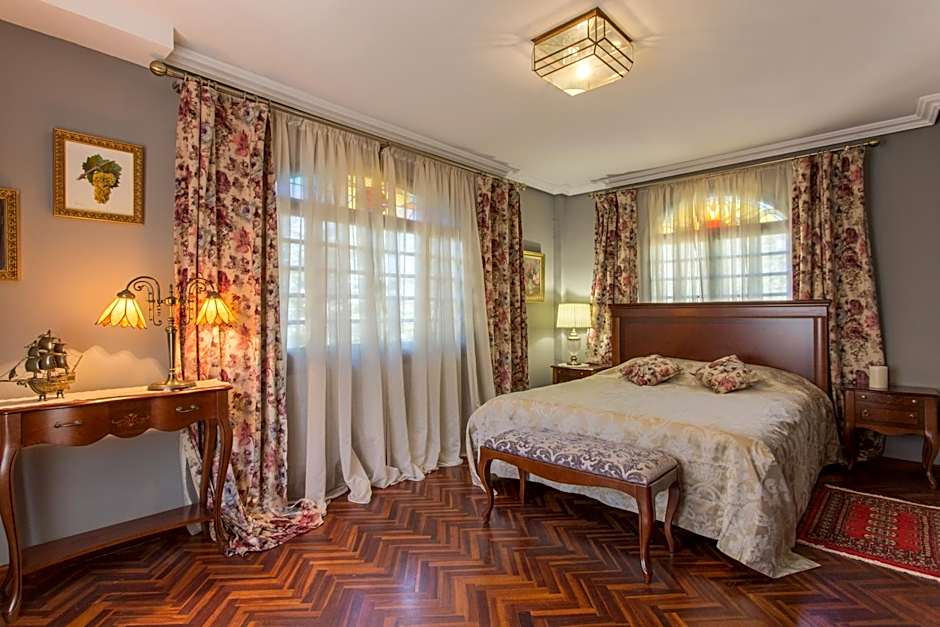 Apartamentos Gaudi Style