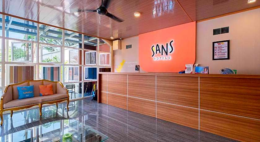 Sans WM Hotel Blitar