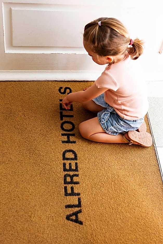 ALFRED HOTELS Port-Vieux