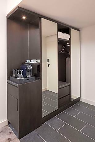 Connecting Family Junior Suite