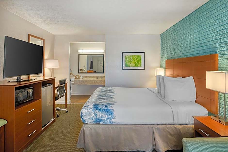 Best Western Hendersonville Inn