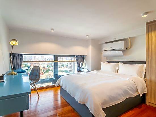 Zhuguang Royal Star International Apartment (Guangzhou Shamian)