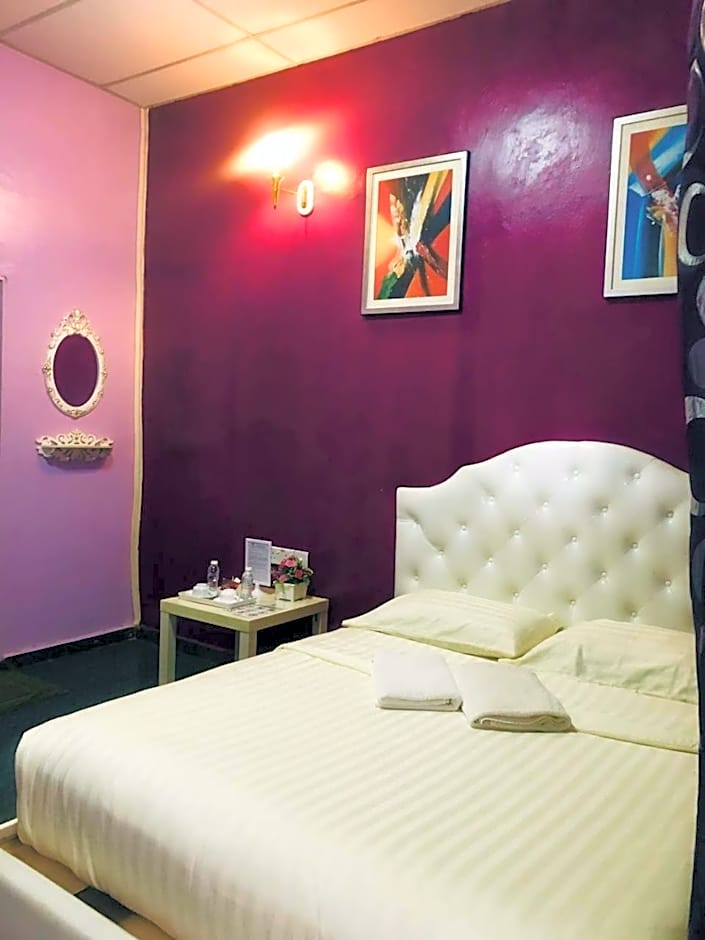 Taman Negara River View Lodge