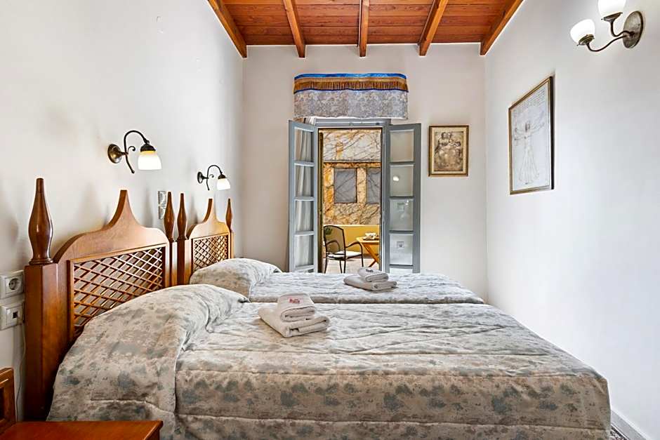 Belmondo Hotel
