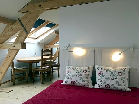 Triple Room with Shower