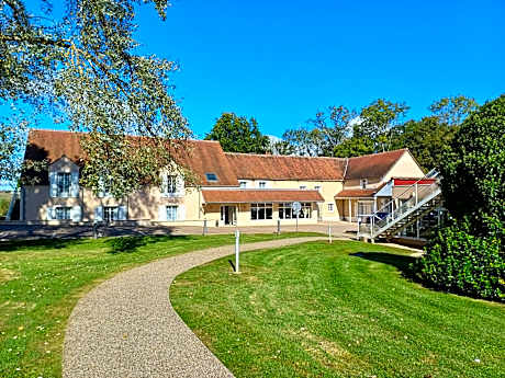 Logis Hôtel Restaurant Le Moulin de la Coudre