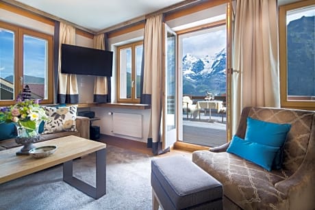 One-Bedroom Suite with Eiger Mountain View