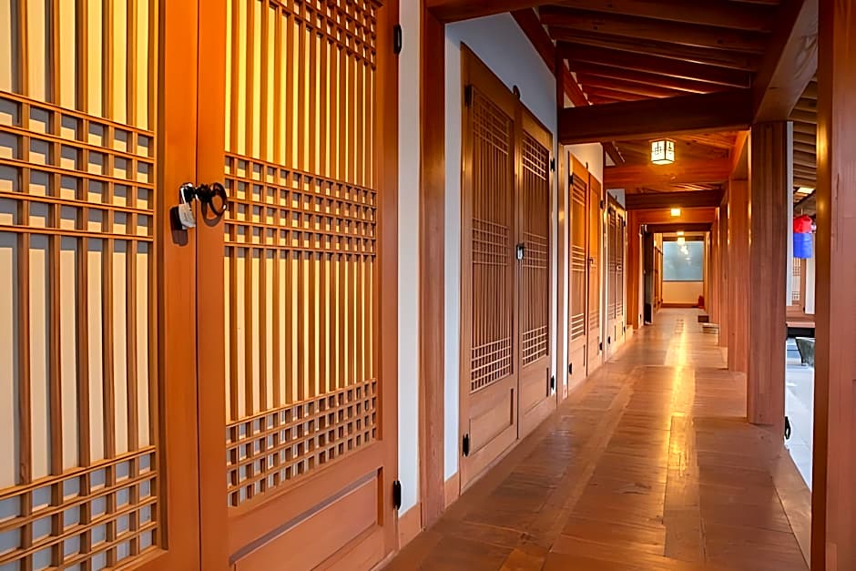 Nabijam Hanok Hotel